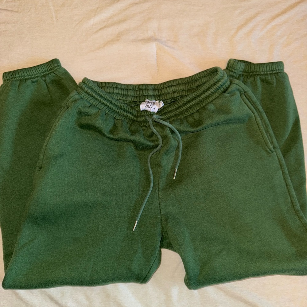 PRINCESS POLLY sportif relief co, green sweats